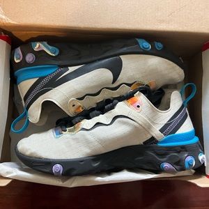 W Nike React Element 55 off noire / blue hero size 6 with box